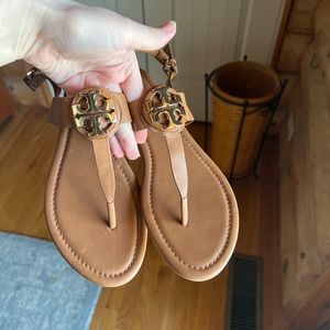 Tory Burch Claire Flat thong sandal SIZE 10.5